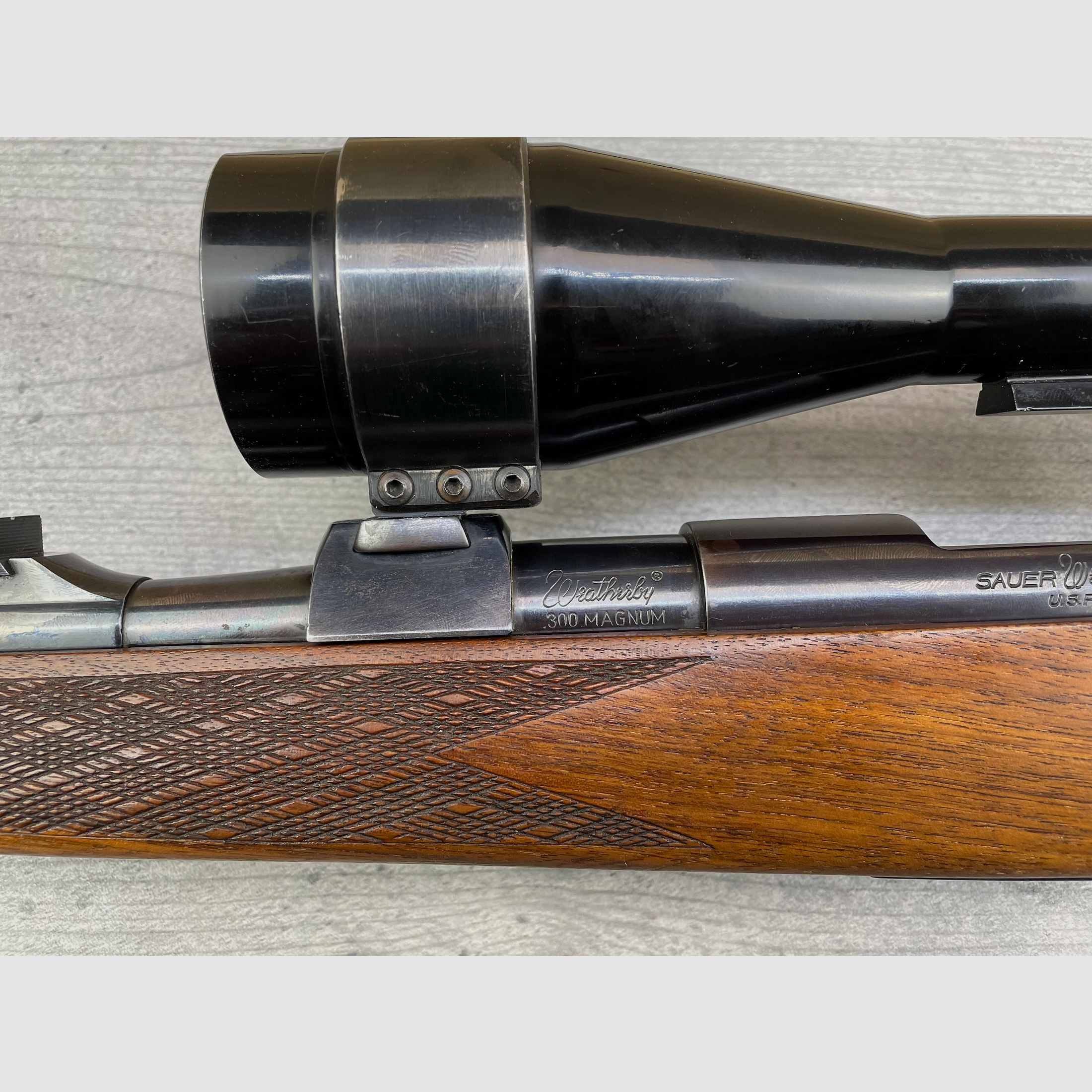 Sauer/ Weatherby Mod. Europa Kal.: .300 Weatherby Magnum + Zeiss Diavari-D 2,5-10x52