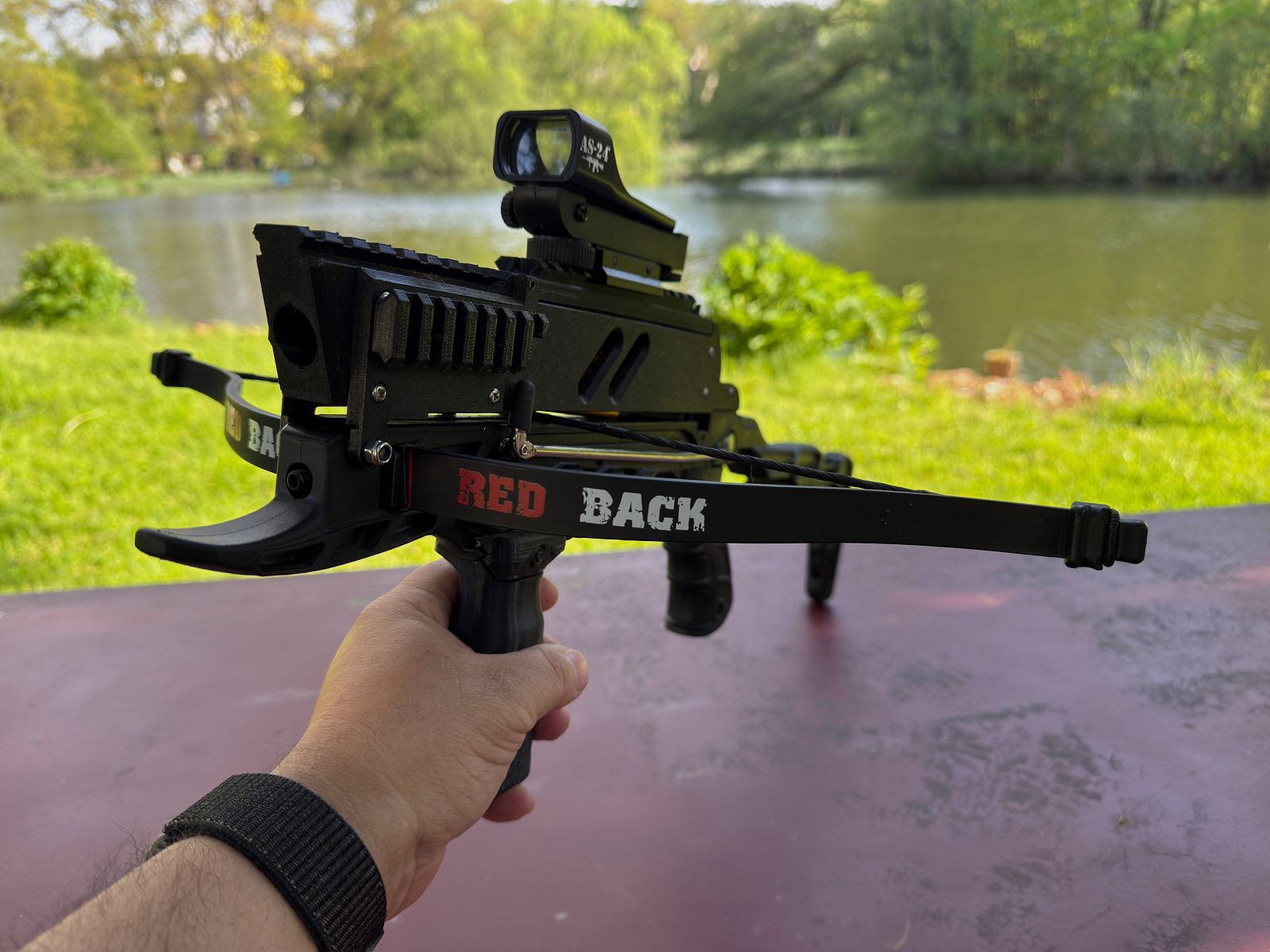 Repetierarmbrust mit 6 Schuß Magazin 80lbs, Man Kung Alligator 2, Redback