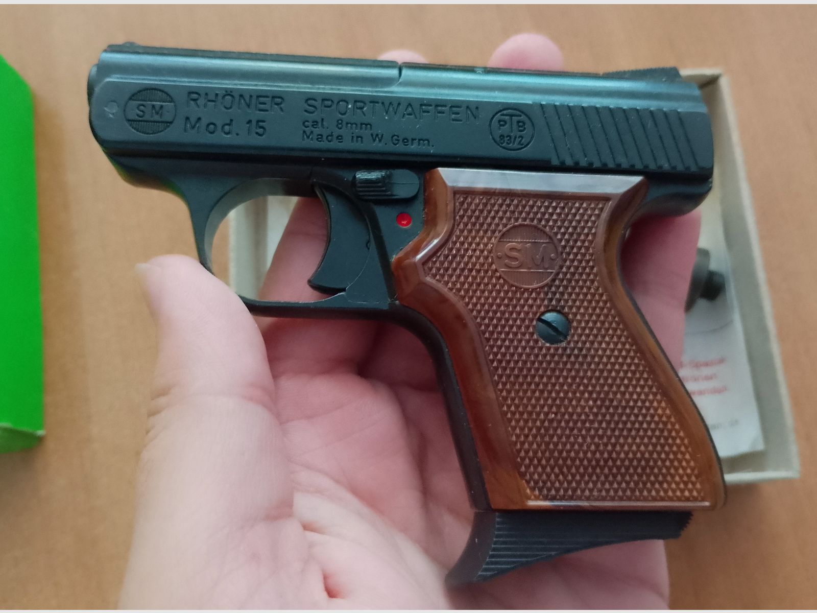 Alte Rhöner SM 15 Kal. 8 mm Knall im PTB 83/2 mit Verpackung!
