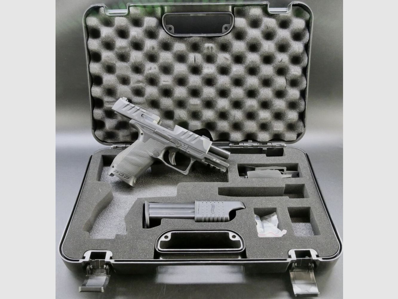 Vorführwaffe Carl Walther halbautom. Pistole PDP C 9x19 OR WAI 4" 15R (Gen.	 9mmLuger