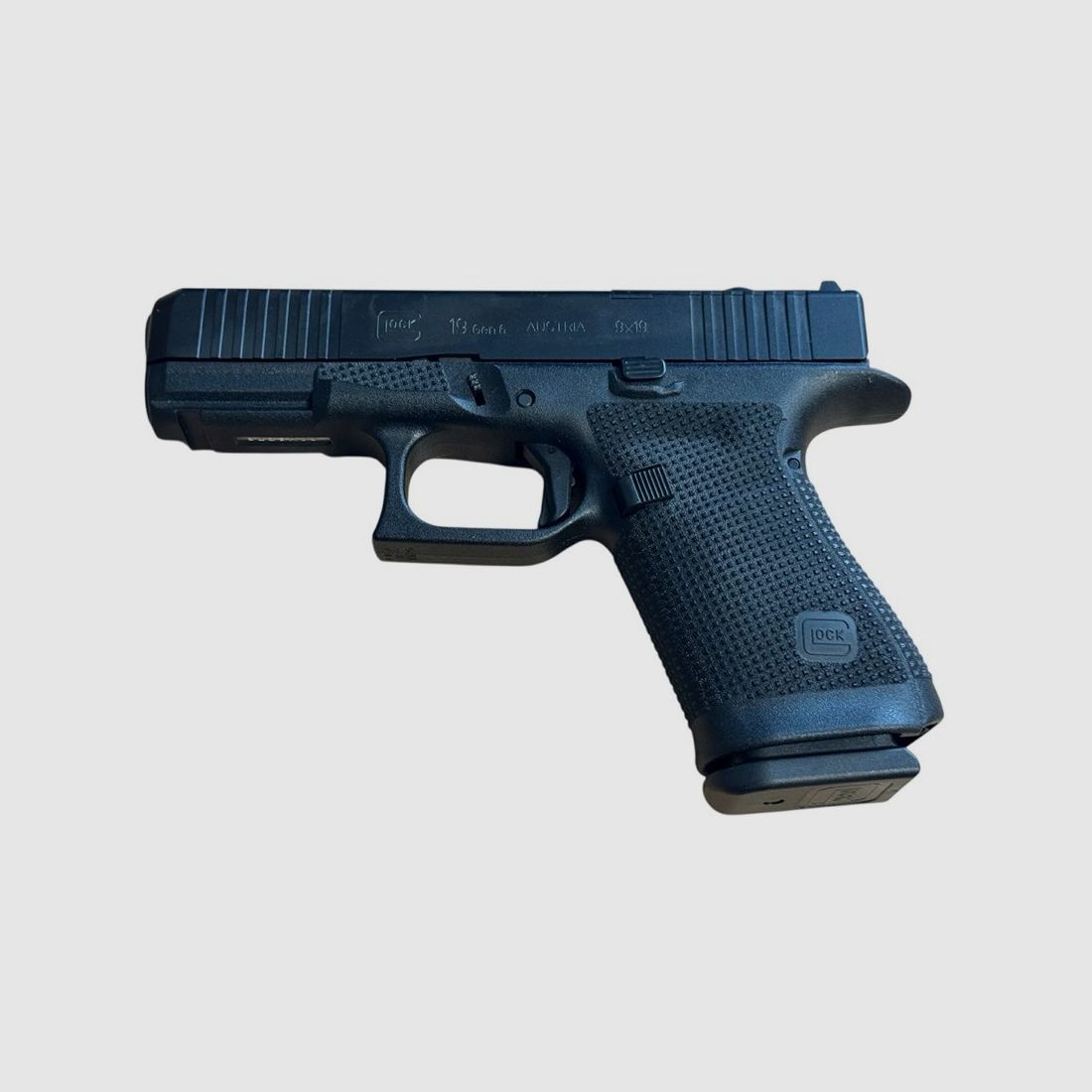 Pistola GLOCK G19 GEN6 OR/FS calibro 9mm Luger lunghezza canna 4" / 10,2cm