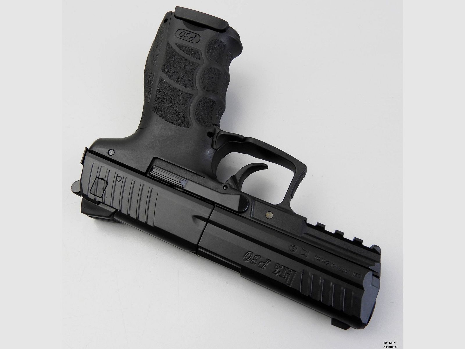 Pistolet UMAREX HECKLER & KOCH P30 CO2 CAL. 4,5 = CN 660, image 3 sur 4