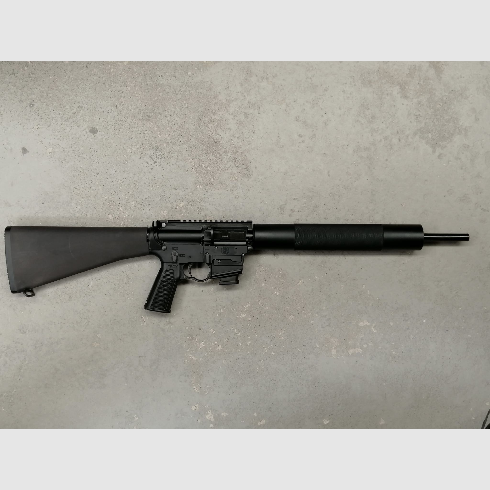 TROY M5 Carbine Halbautomatische Büchse, Bild 2 von 3