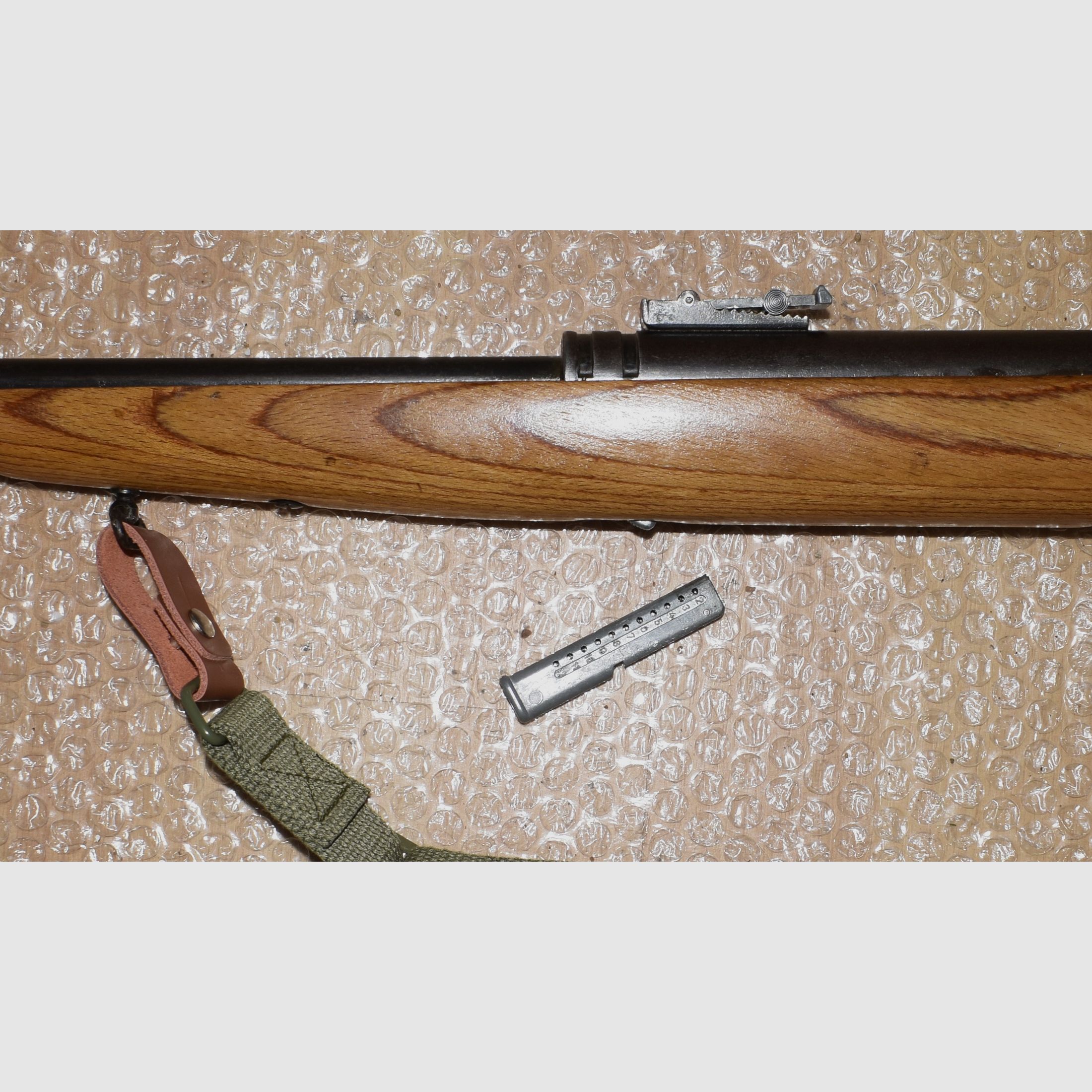 Luftgewehr Haenel 49a - 1957 - Feder und Manschette NEU 12er Magazin und Tragegurt