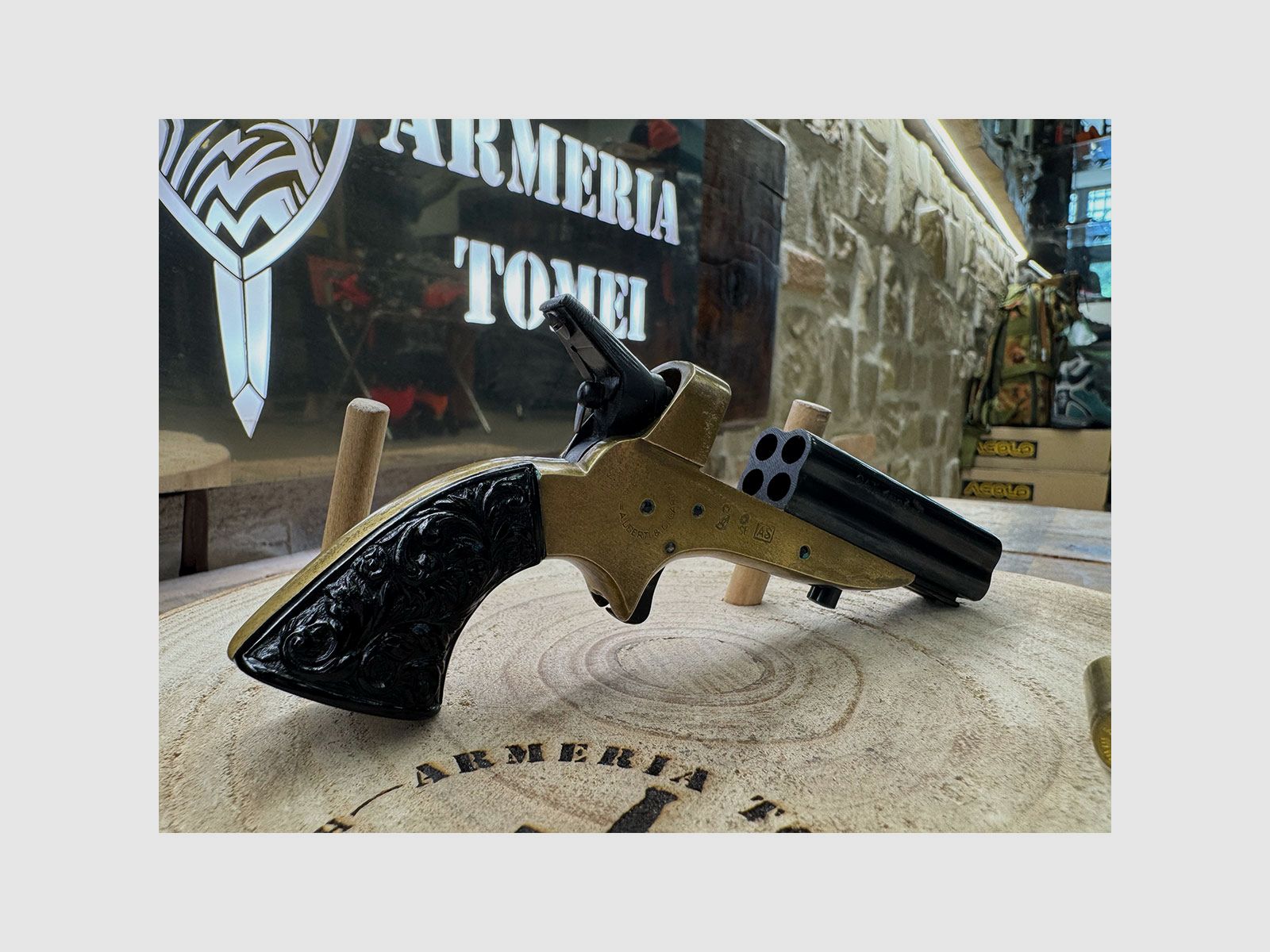 GEBRUIKT – REVOLVER – UBERTI MOD. NEW DERRINGER kal. 22 Short, afbeelding 4 van 6