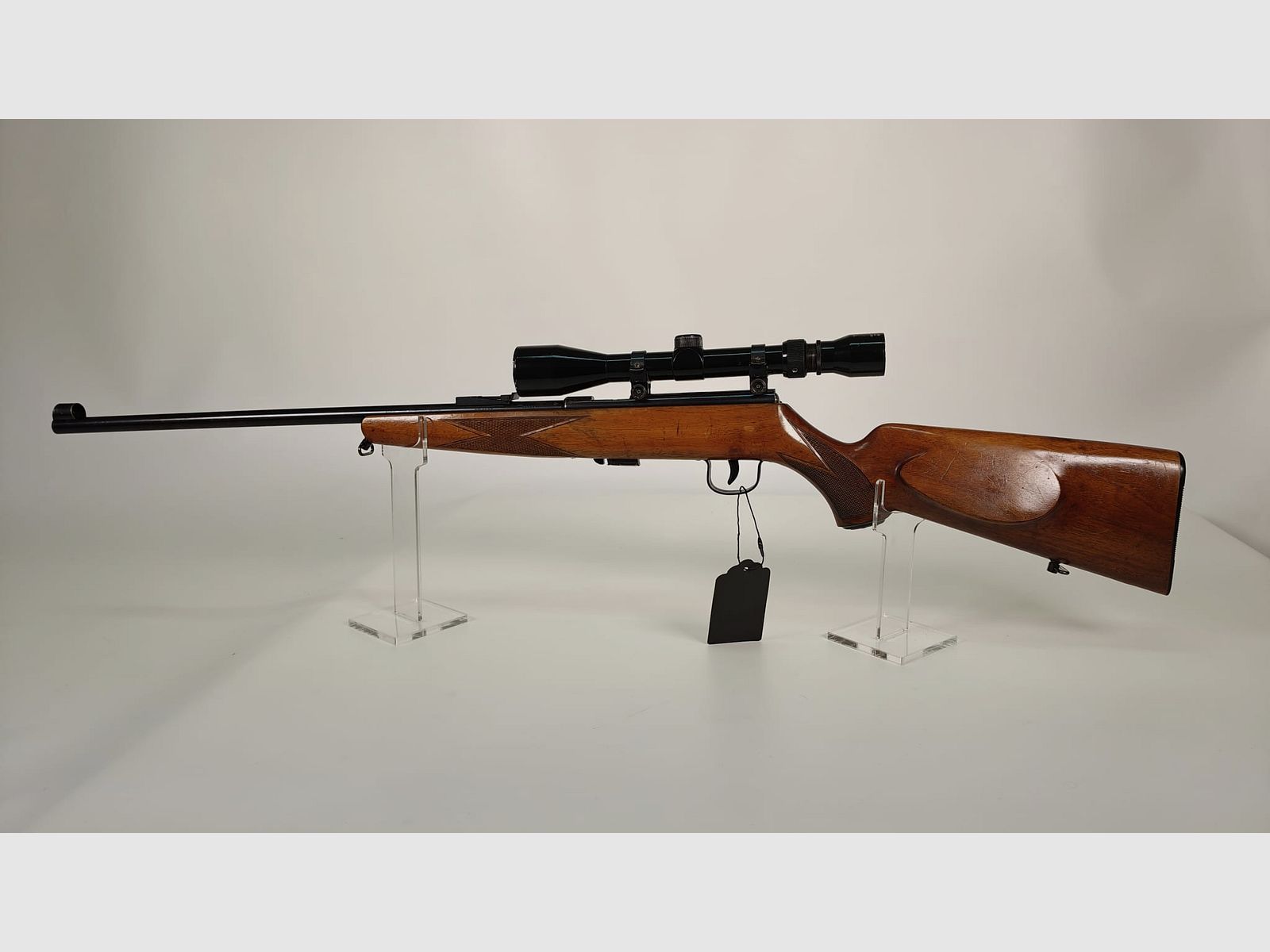 Voere carabine à répétition .22lr incl. Tasco 3-9x40