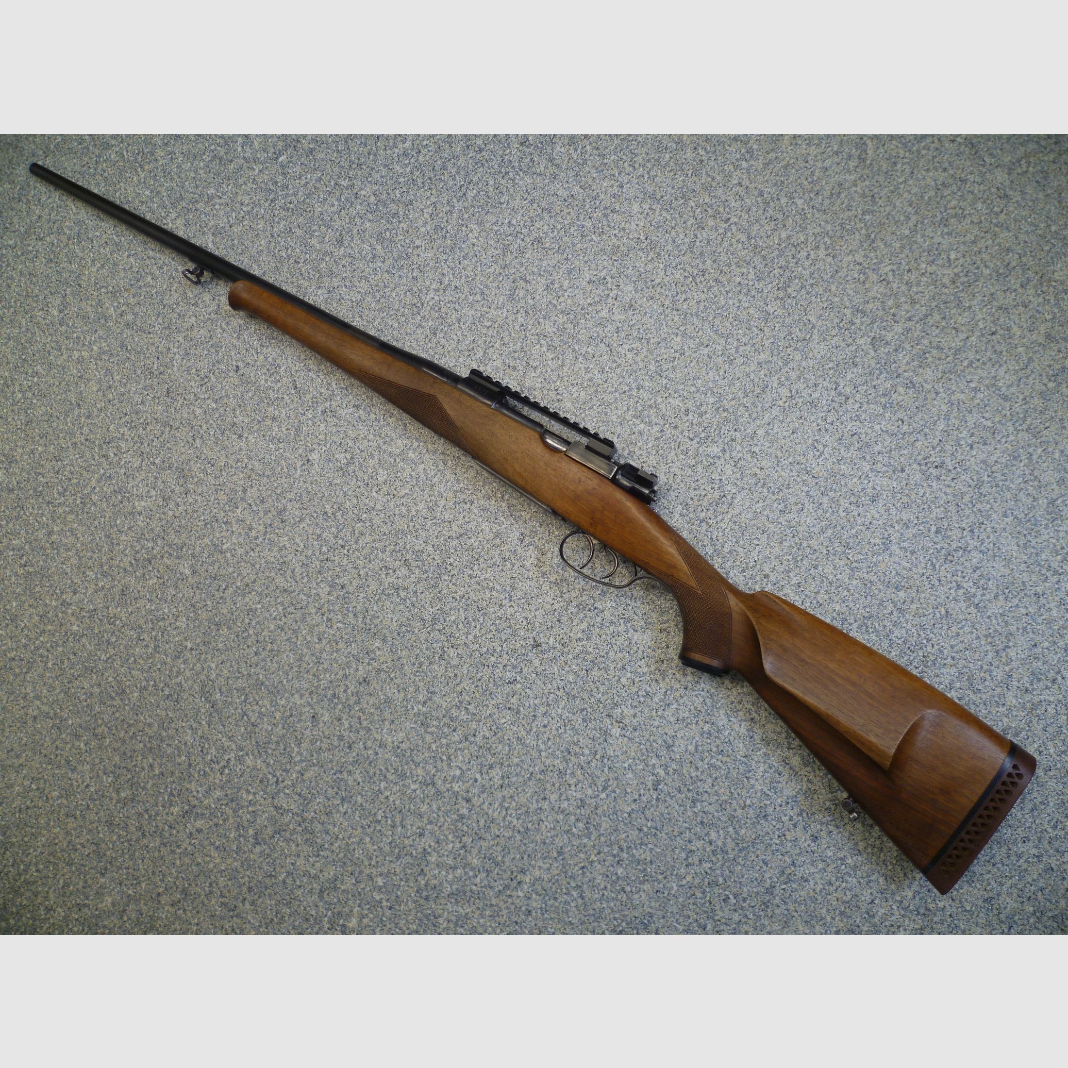 Repetierbüchse Hubertus M98 .30-06 Spring.