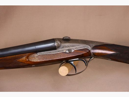 Darné; St. Etienne Side-by-Side Shotgun // great engraving // blued triggers // honey-colored stock // TOP