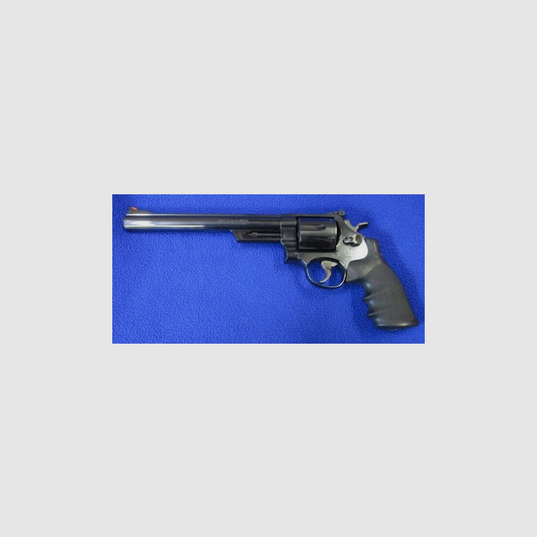 Revolver Smith & Wesson Mod. 29-6 in 8 3/8" con impugnatura Hogue 29