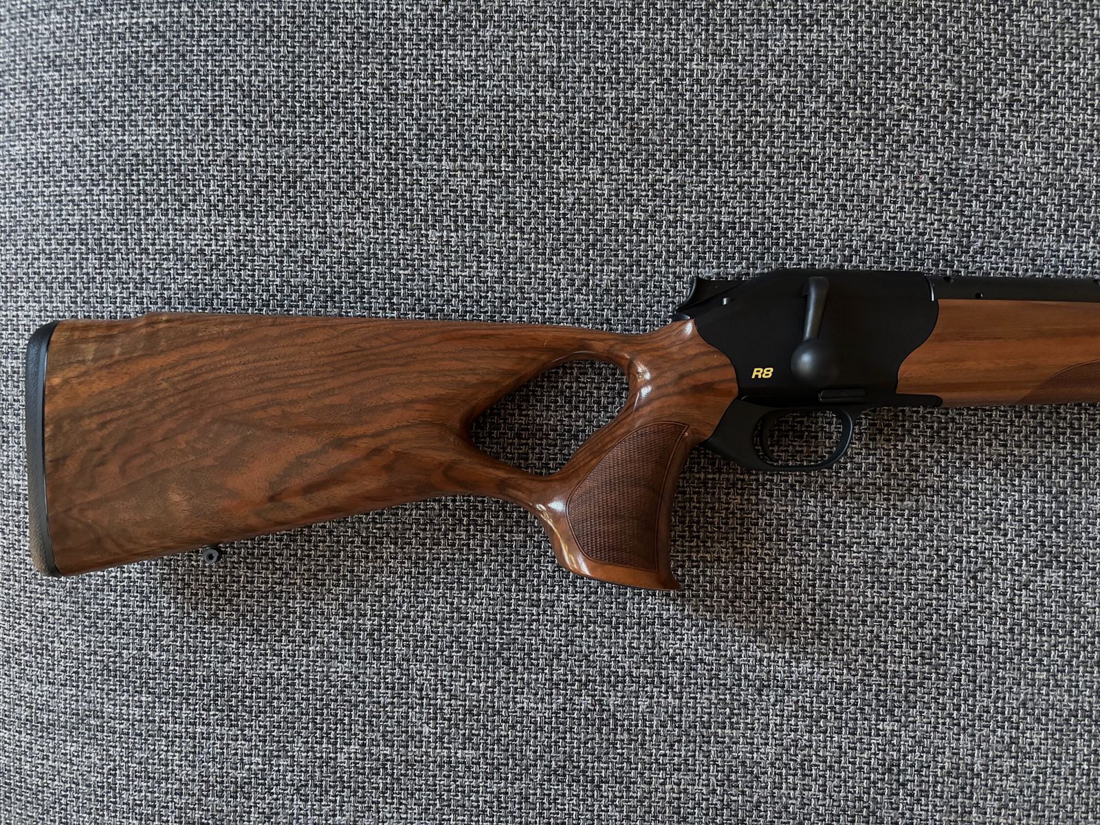 Blaser R8 Success, Holzschaft