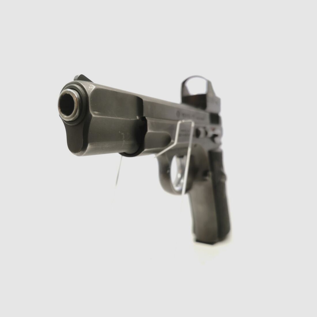 CZ Uhersky Brod Mod. 75 con WS "Kadet" e Docter Sight