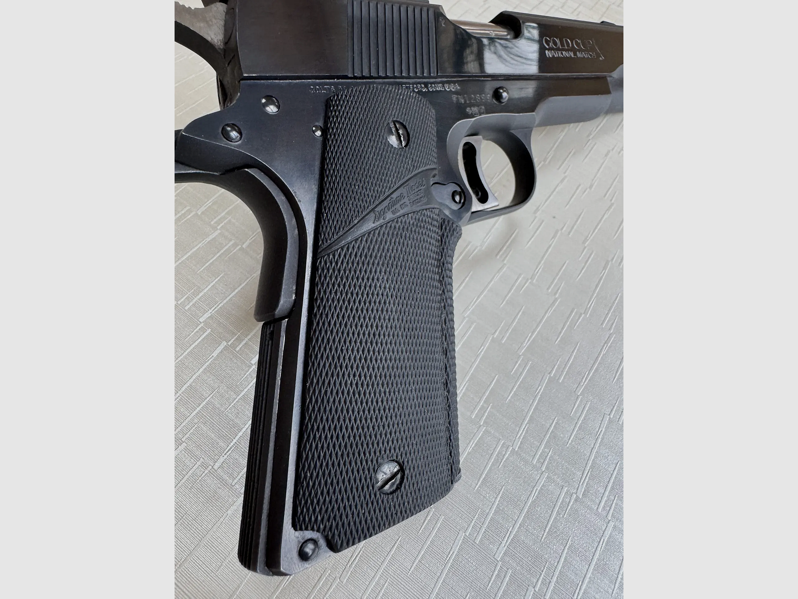 Colt Gold Cup National Match Series 80 MK IV Kal. .45ACP, Bild 6 von 9