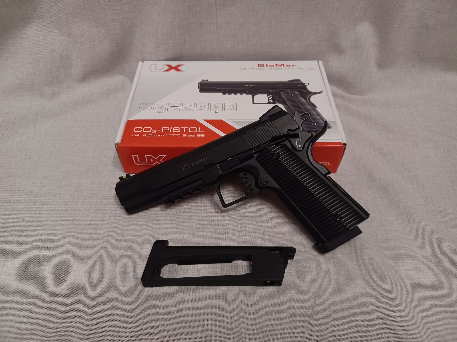 Umarex BlaMer / 4,5 mm BB / BlowBack / CO2 / Pistool / OVP (69)