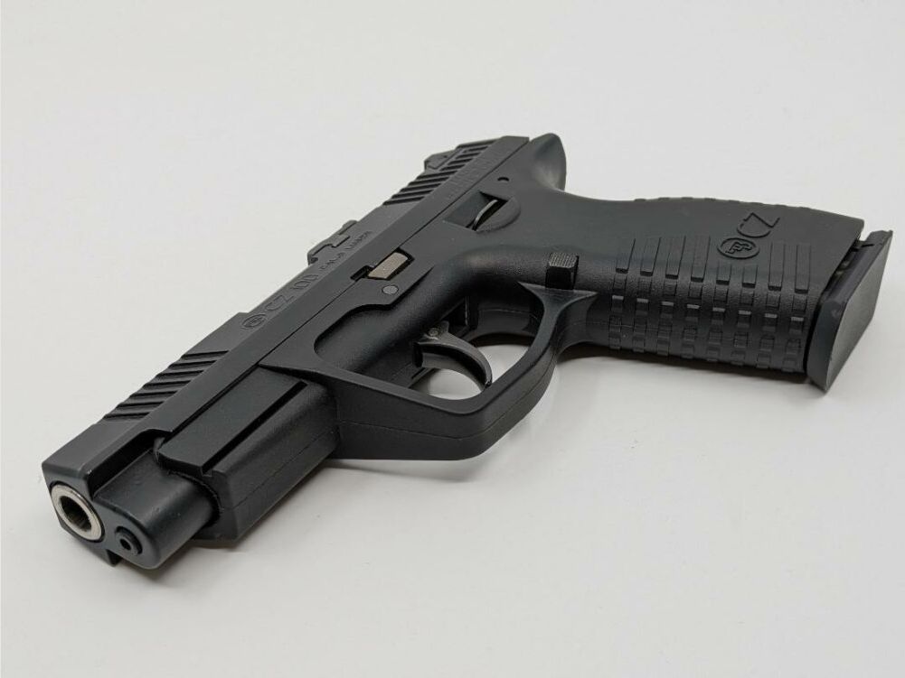 CZ CZ100