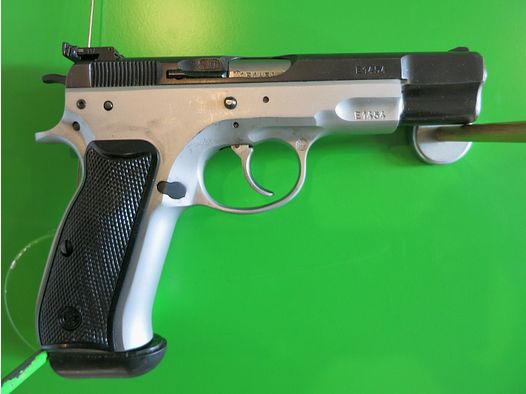 Brünner CZ75 DUO TONE o ČZ 75 (Česká zbrojovka), semiautomática. Pistola de auto carga calibre 9 × 19 mm       #36
