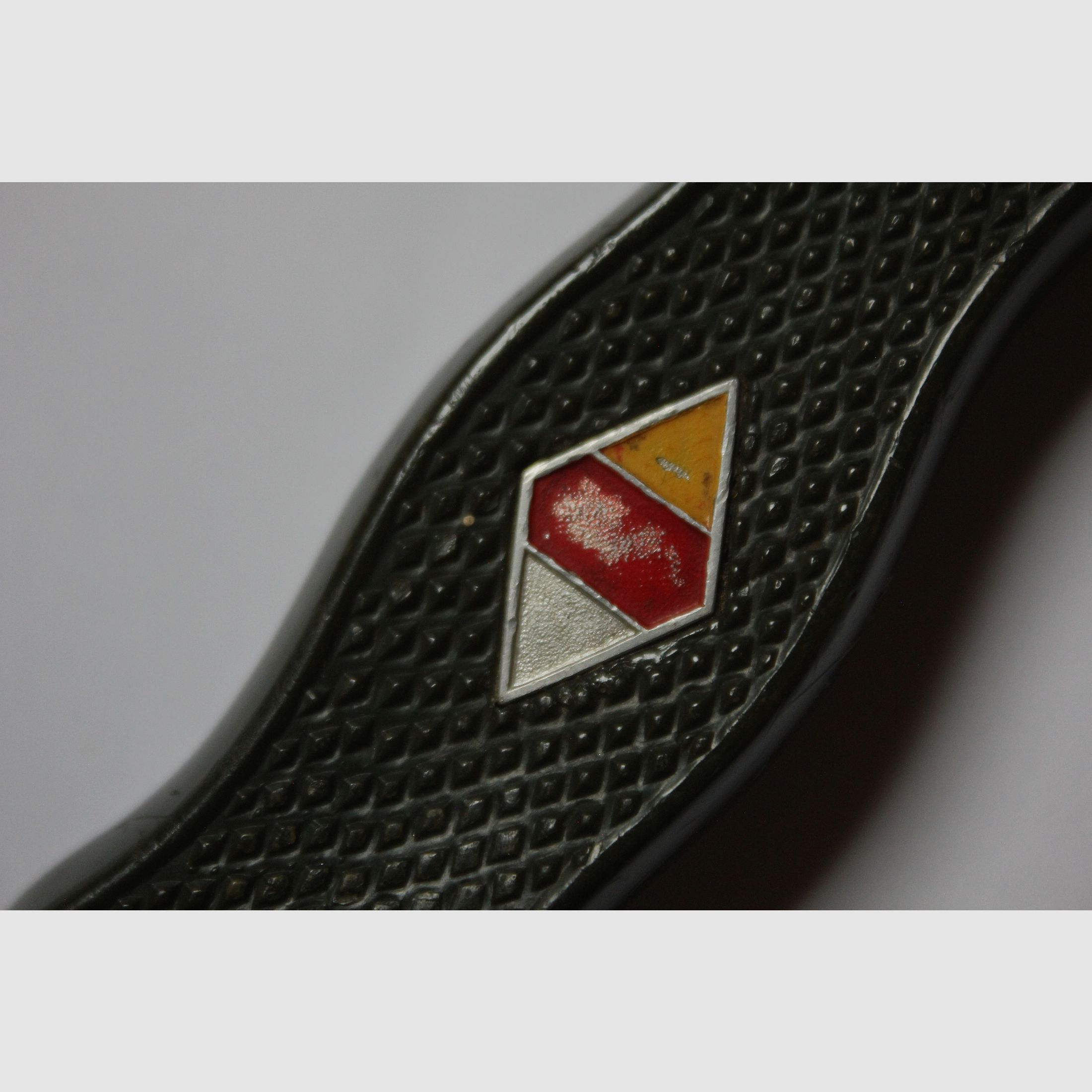 Couteau de randonnée original de Hubertus Solingen de la guerre froide, modèle de couteau de combat de la Bundeswehr et visuellement inspiré du couteau de randonnée HJ