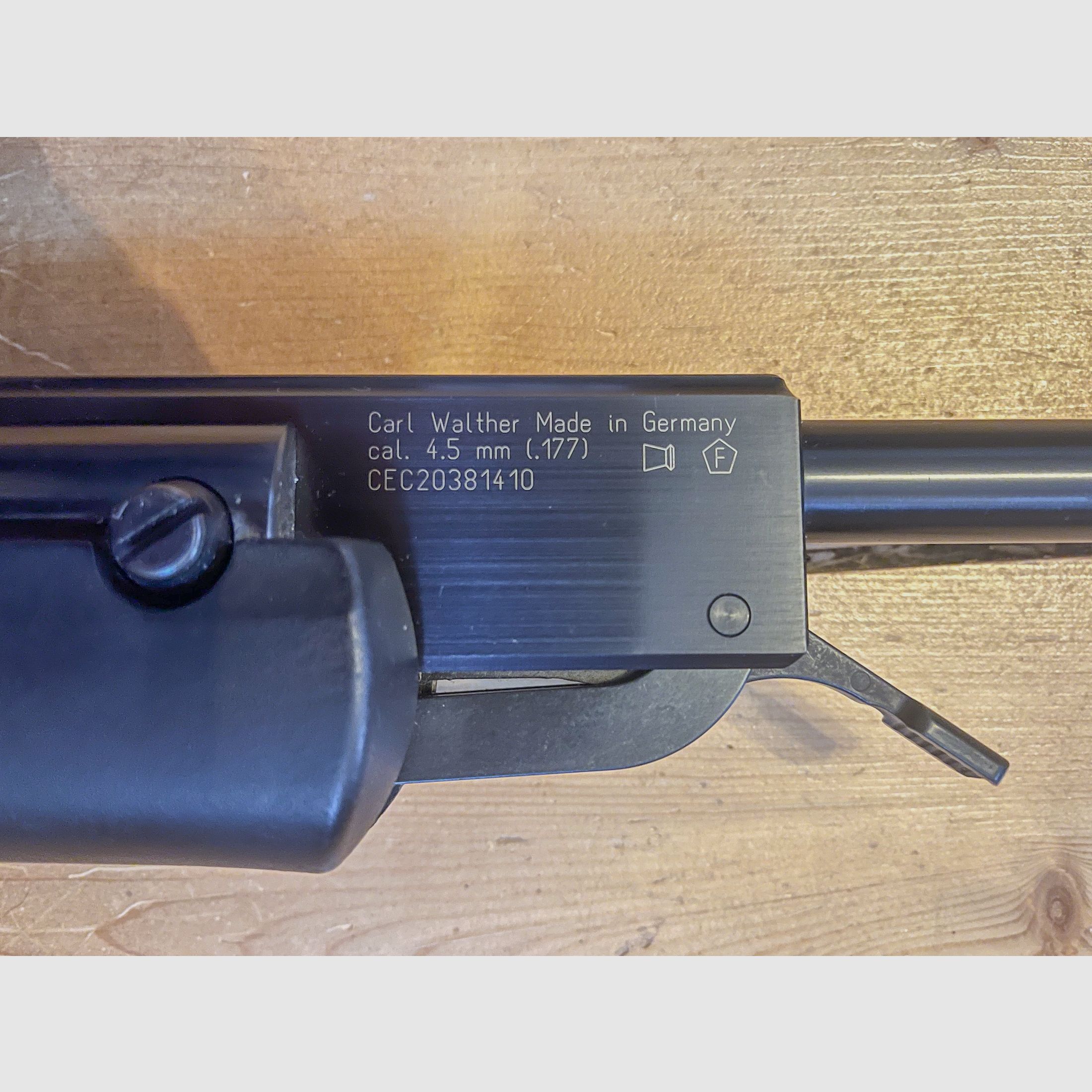 Rifle de aire Walther Century Varmint 4,5 mm Diabolo con culata de plástico