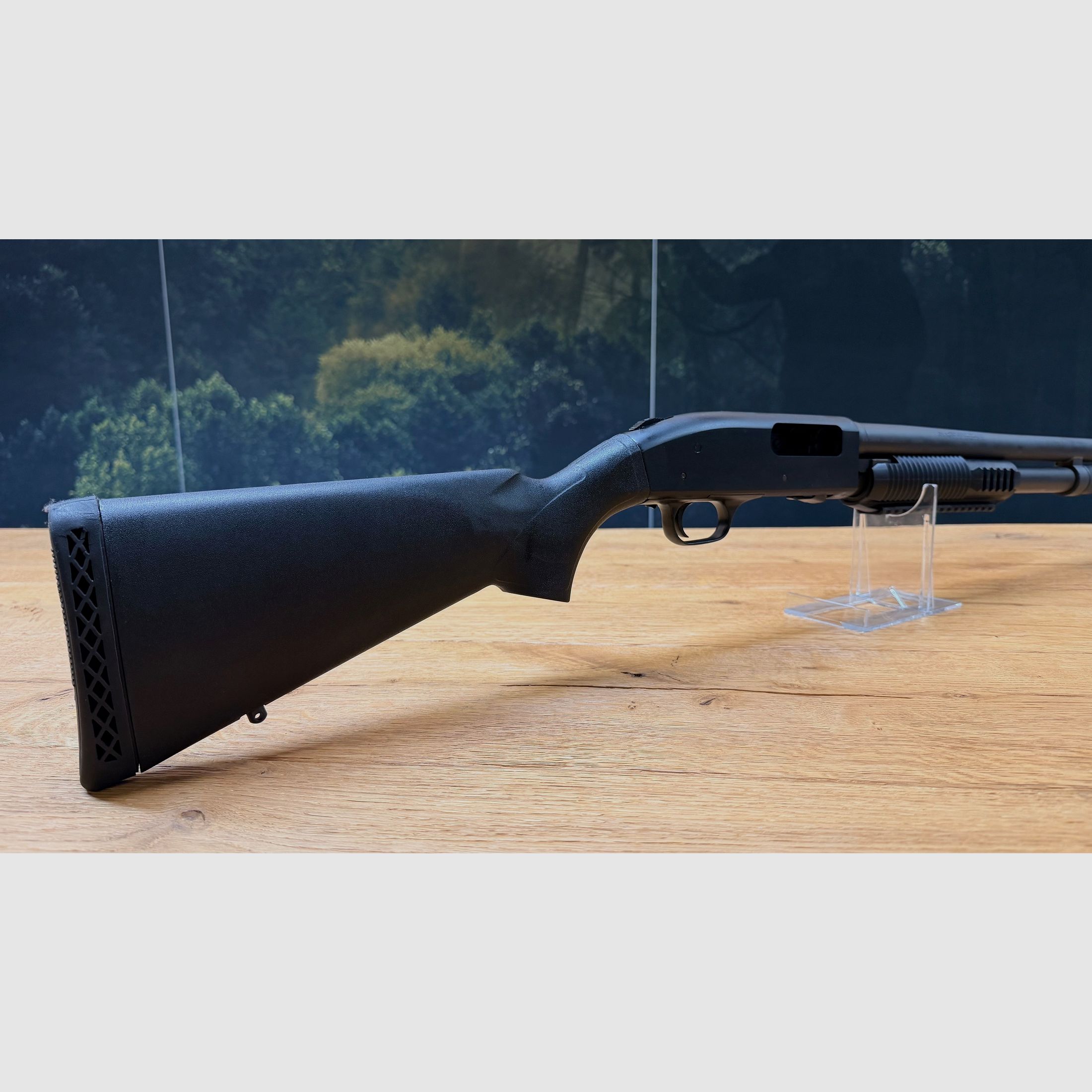 Mossberg Modell M590A1 Vorderschaftrepetierflinte / 12/76 / inkl. Magazinverlängerung / Optic Ready