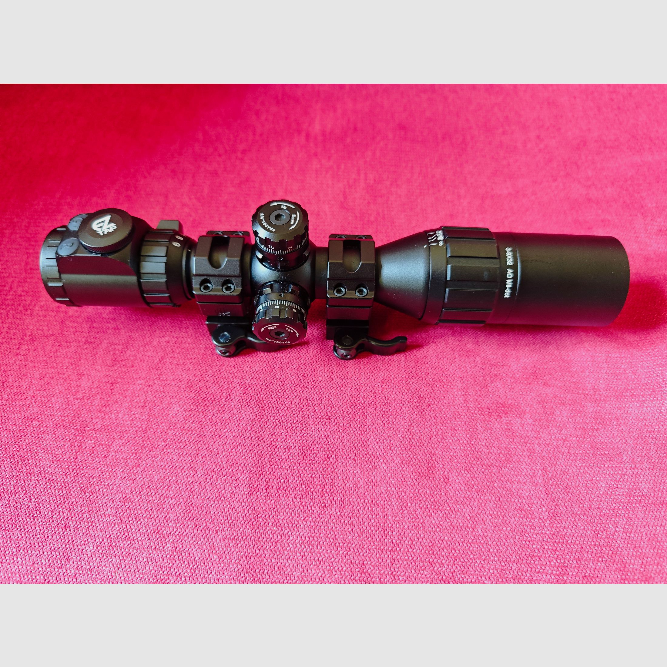 UTG Bugbuster 3-9x32 IE Zielfernrohr beleuchtet - 36 Farben - mit Draht-Mil-Dot Absehen