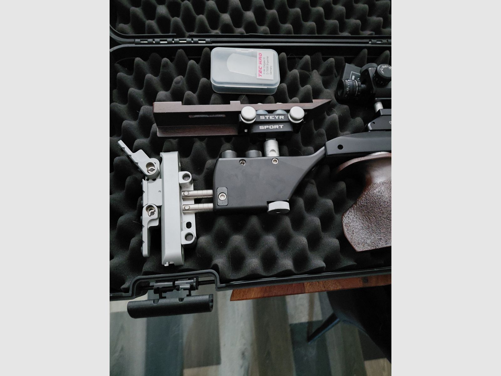 Steyer Challenge Sport LG