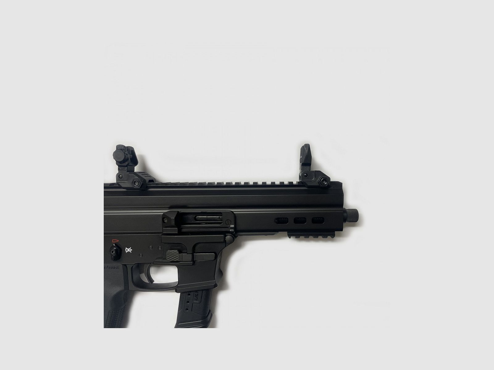 Utas UT9-M Mini Kal. 9x19mm, Bild 8 von 9