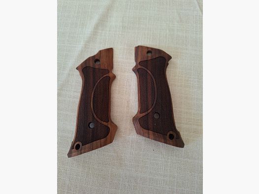 Nussbaum-Target-Griffschalen für Colt 1911 A1 Government und Klone