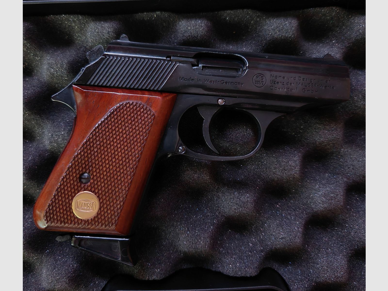 Mauser HSc 84 cal. 8 mm Knall 