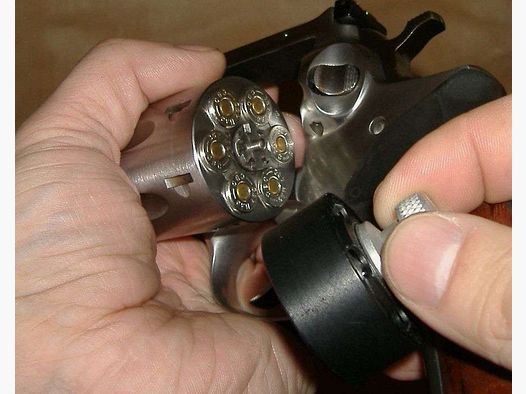 HKS Speedloader Revolver
