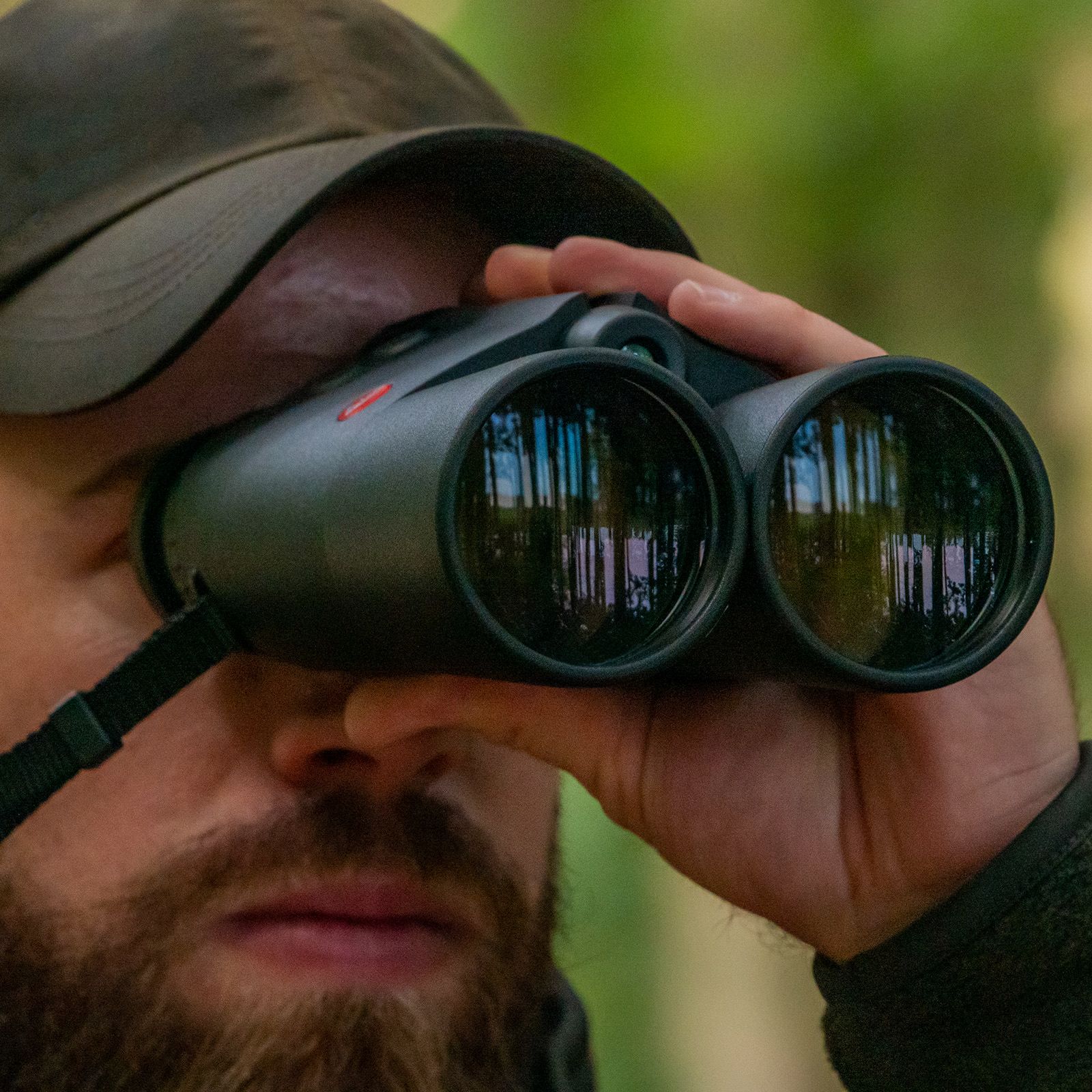 LEICA binoculars with rangefinder Geovid 8x56 R