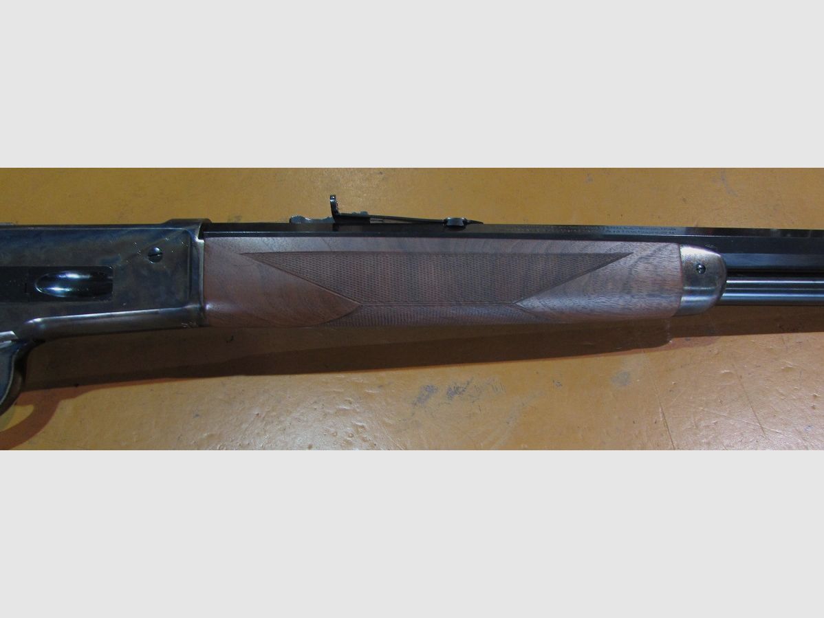Fucile a leva Winchester modello 1886, cal. 45/70, canna 60 cm, calcio in legno, immagine 4 di 5