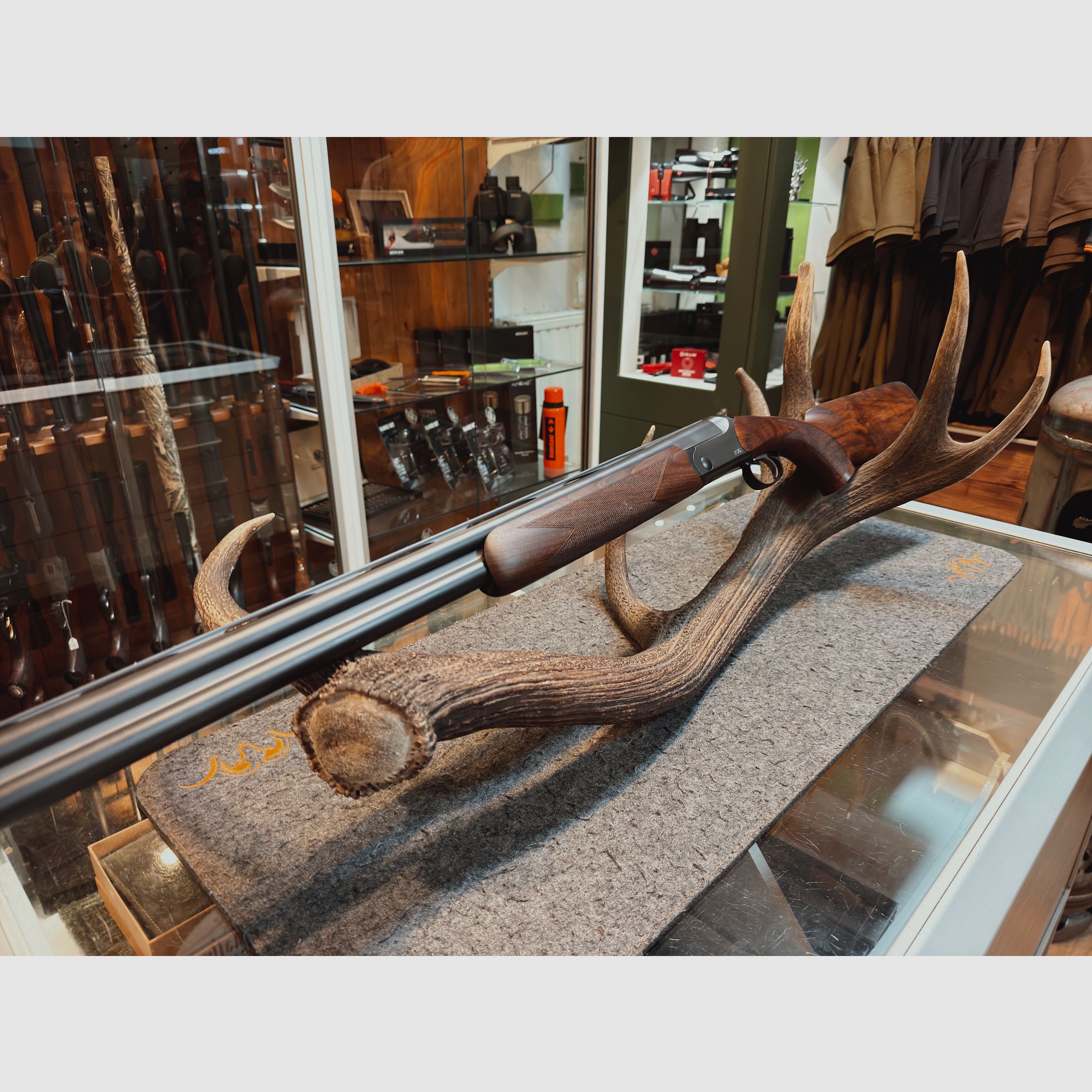 Blaser F16 – Cal. 12/76 – Vintage wood finish – NEW