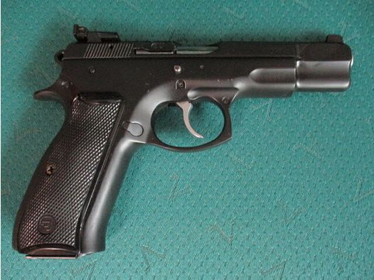 Pistole CZ75 B mit verstellbarer Sportvisierung	 75B