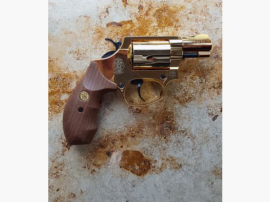 SMITH And WESSON CHIEFS special 24 KARAT GOLD PLATED