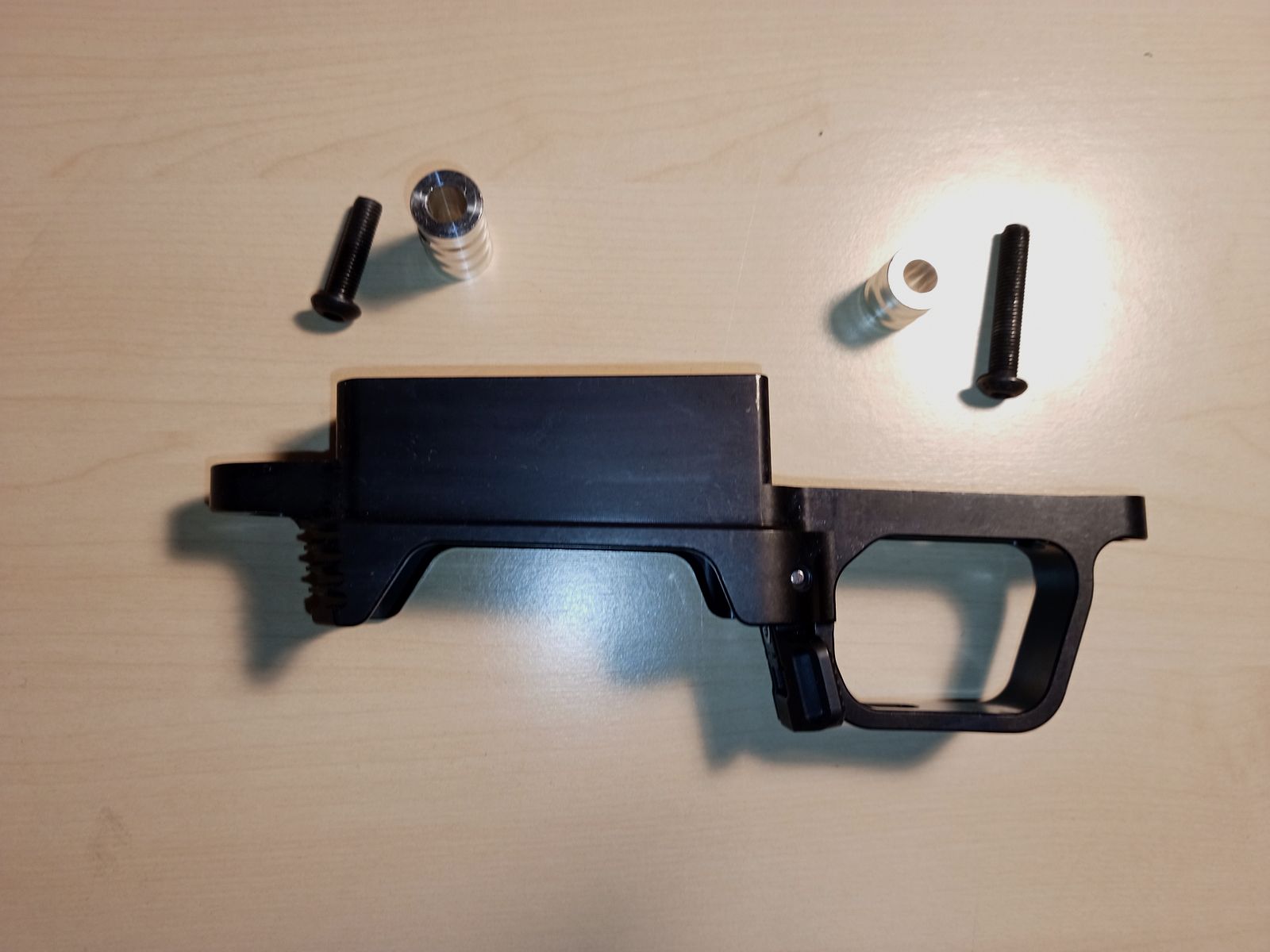 Trigger guard MDT "Precision Bottom Metal" for AICS magazines Short Action