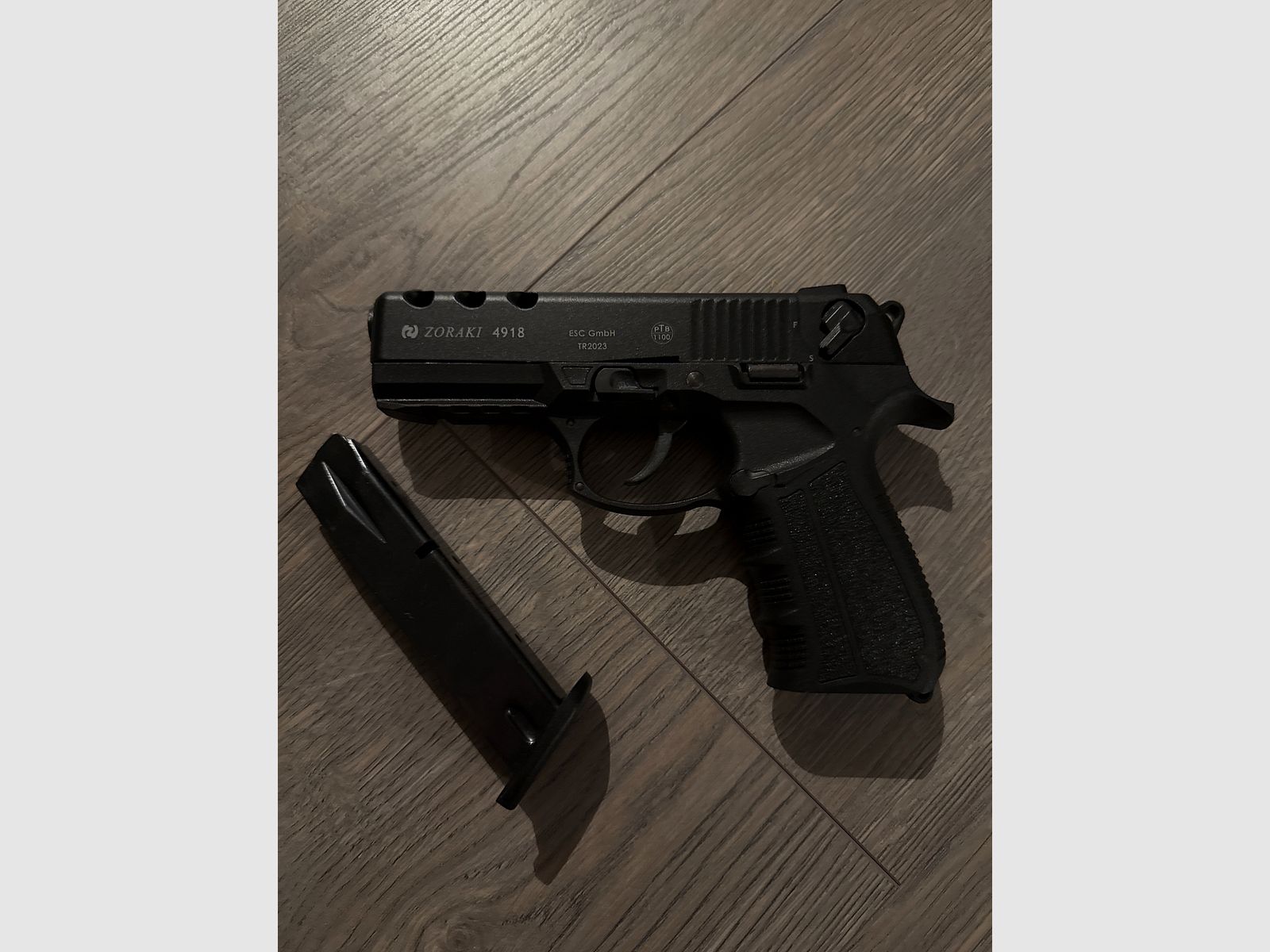 Zoraki 4918 inkl. Magazin Kaum Geschossen 