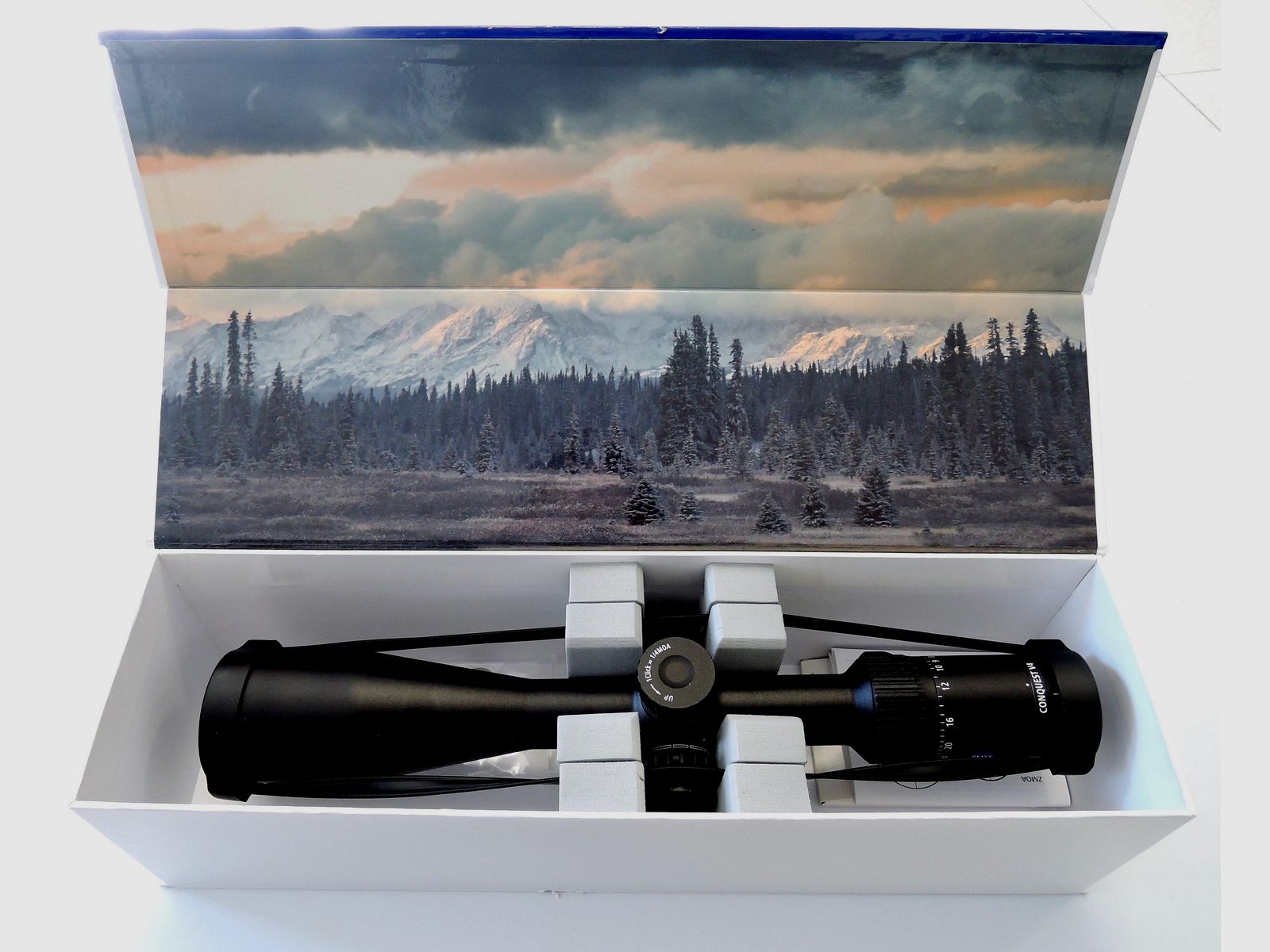 Zeiss Conquest V4- 6-24×50 mm (Reticule 60 Plex), afbeelding 2 van 7