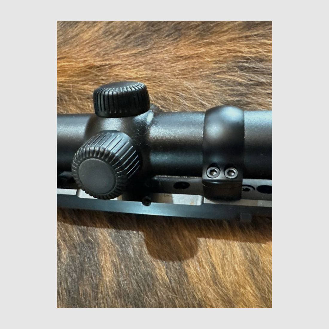 Swarovski Z6i 2.5-15x56P HD Zielfernrohr, Absehen 4a mit Rotpunkt / Leuchtpunkt mit Dendler-Montage oder ohne Dendler-Montage