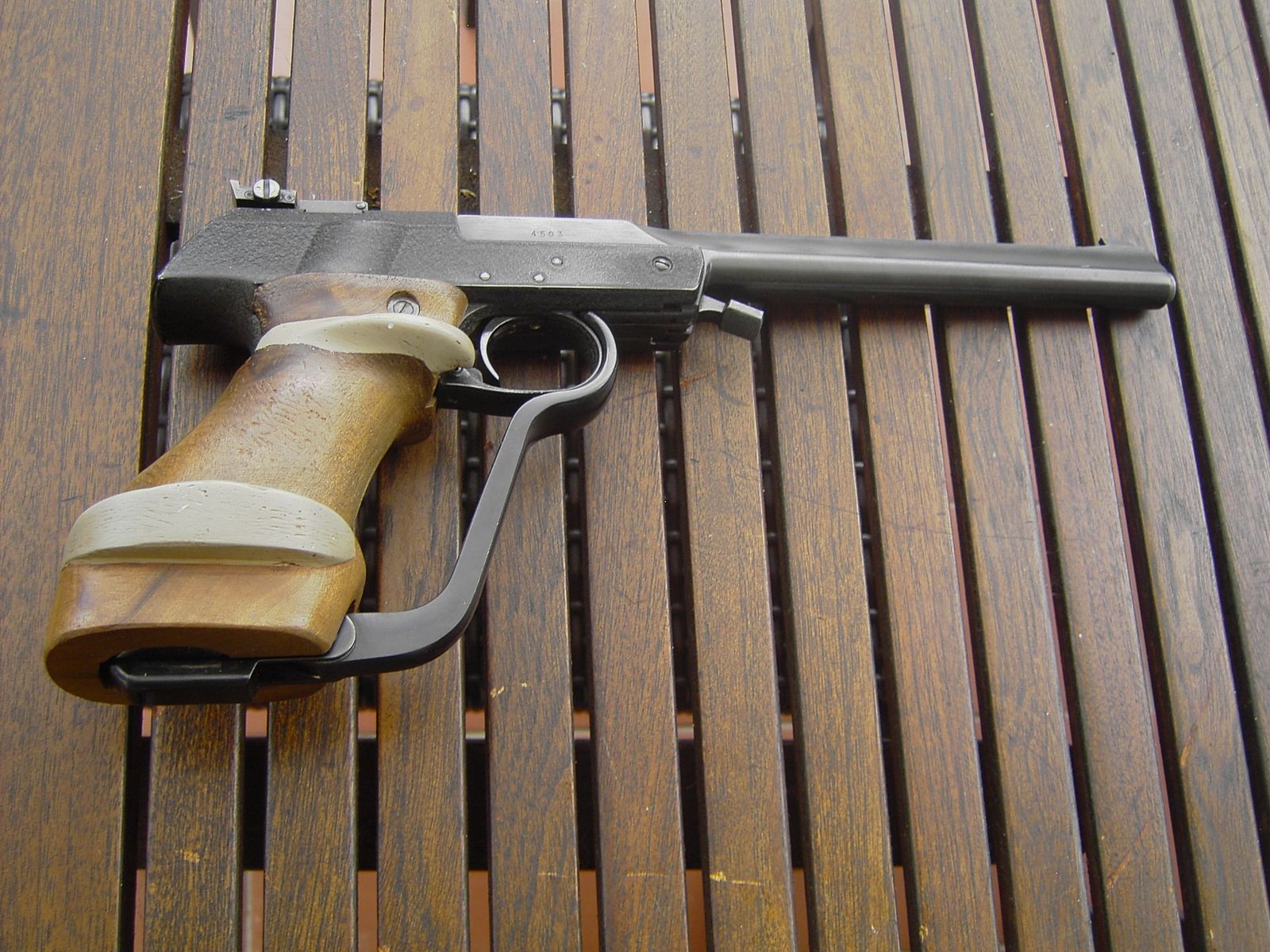 Luftpistole Sportschützen, Carl Walther Mod. 2