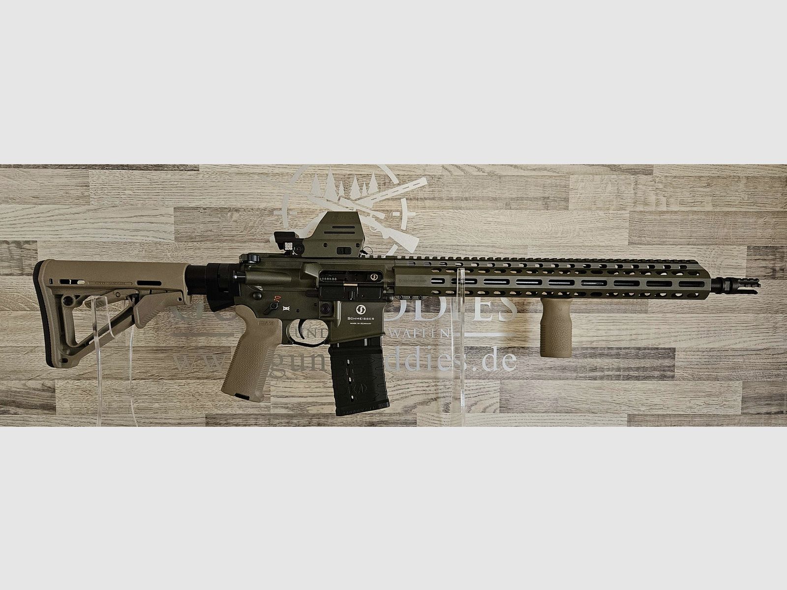 Schmeisser AR15 M5FL Sondermodell MAGPUL 16,75" OD Green .223Rem mit Zieloptik - versandkostenfrei ! - Neuware vom Fachhandel