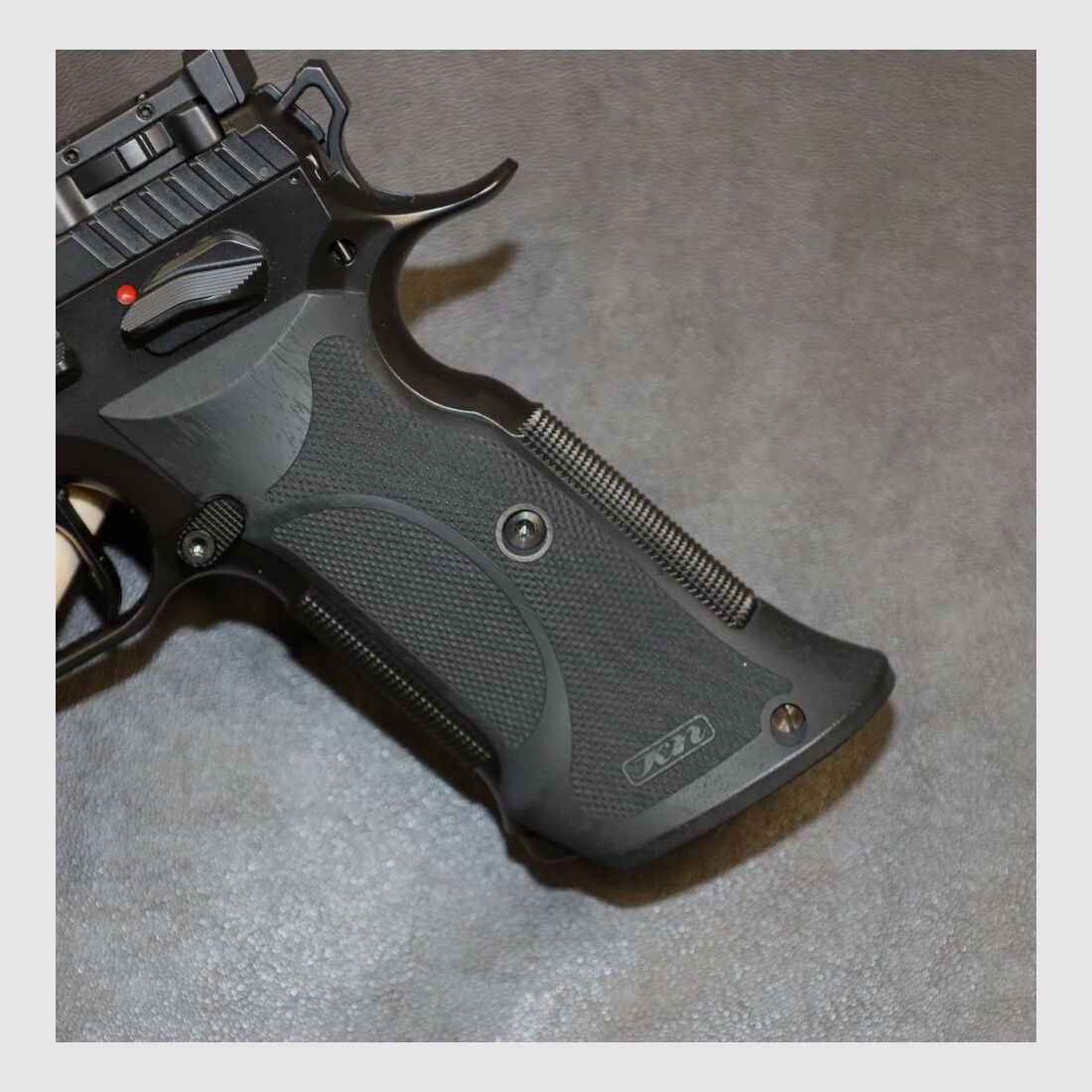 KN Nill Griffschalen für KMR W-Modelle