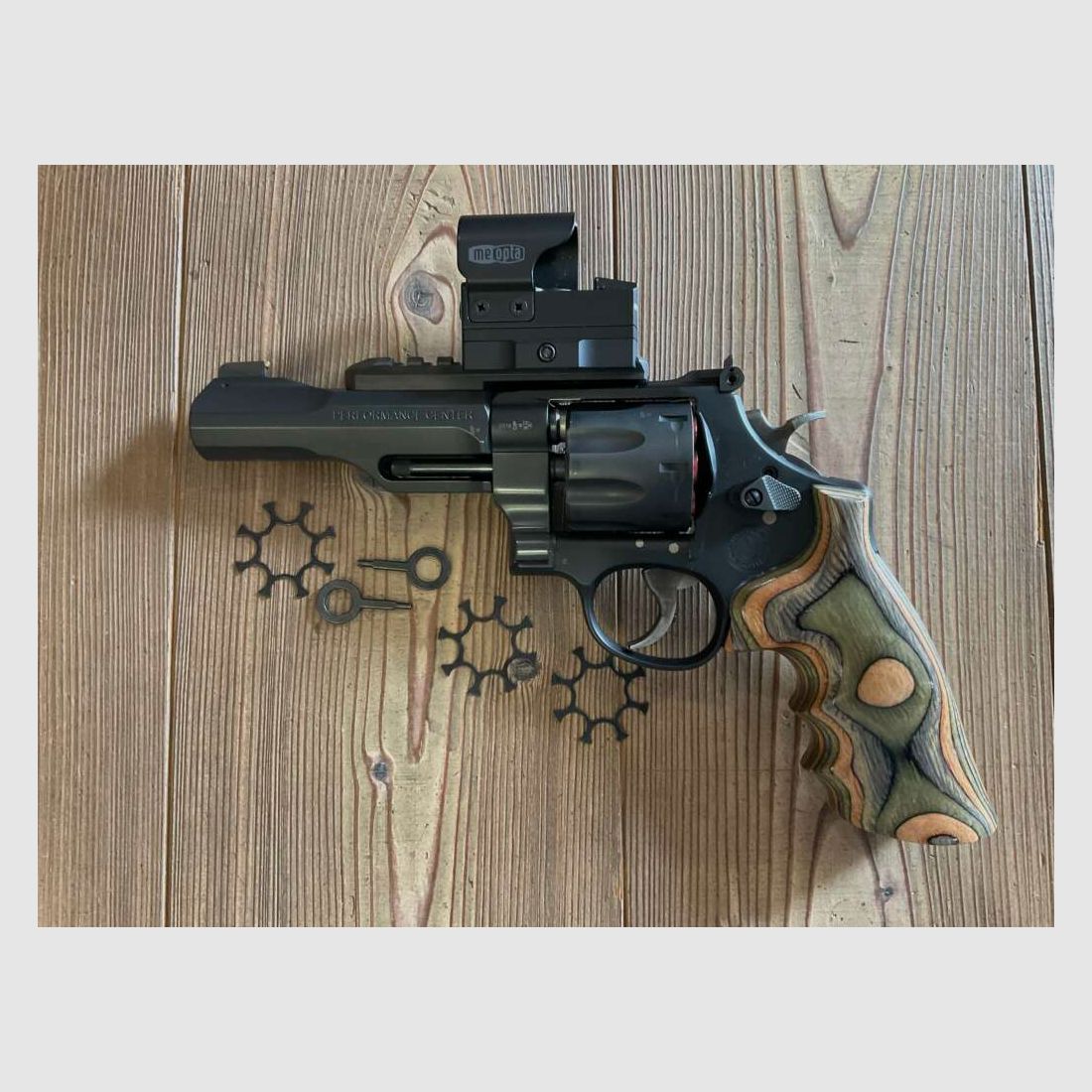 UTILISÉ – Revolver Smith & Wesson mod. 327 TRR8 Performance Center
