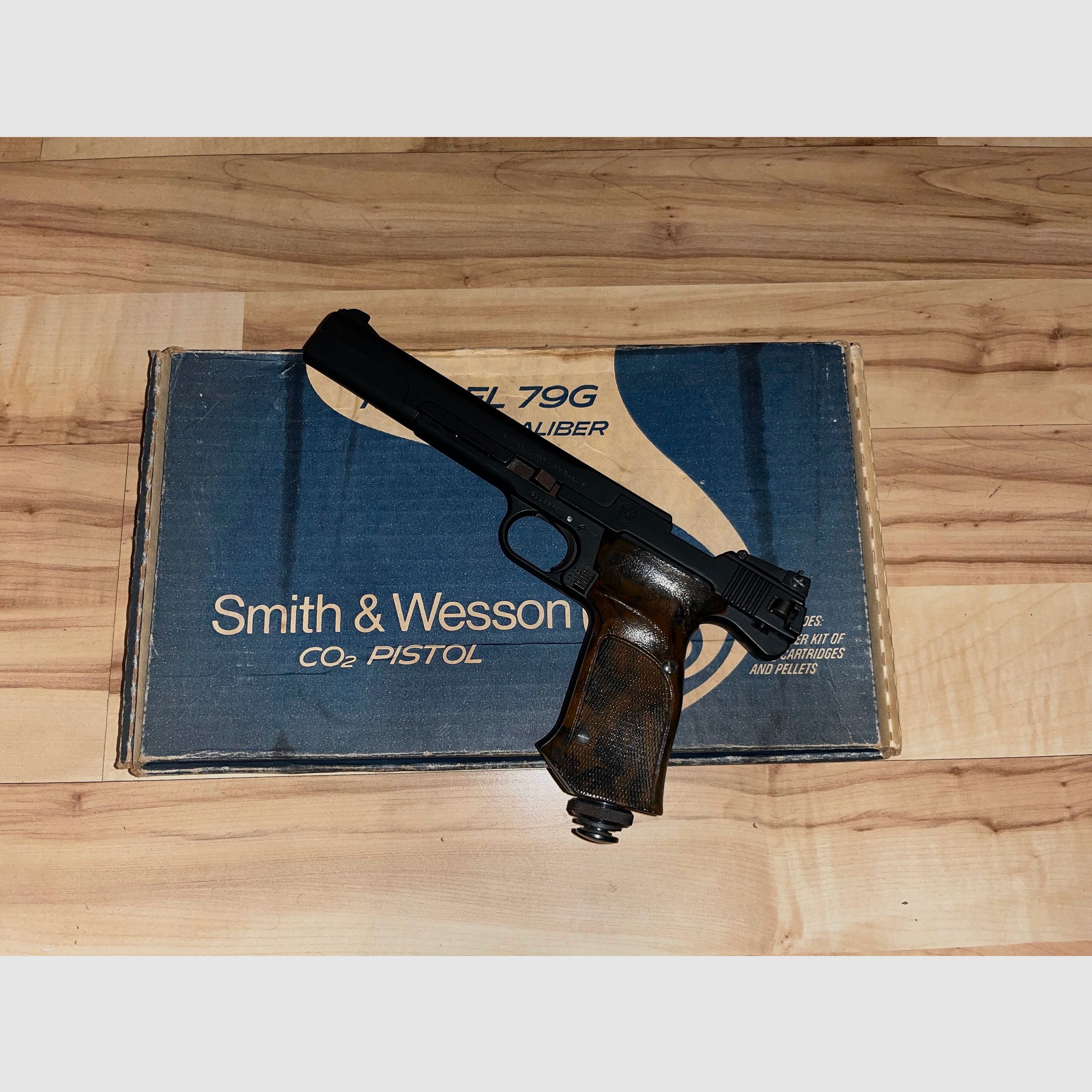 Smith and Wesson model 79g .177 caliber VHB