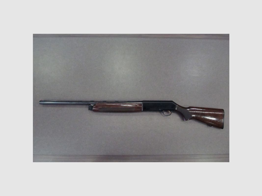 BERETTA A304 12 Ga used, image 1 of 11