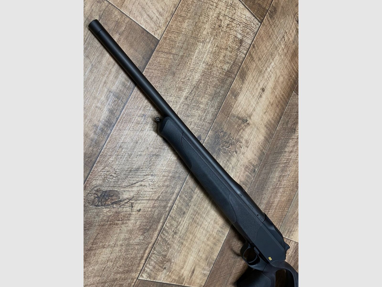 Blaser R8 Ultimate dameswapen korte kolf speciale kleur ZWART .308Win