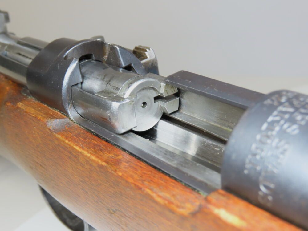 Mooie Carl Gustafs M96 incl. fijne richtlijn!