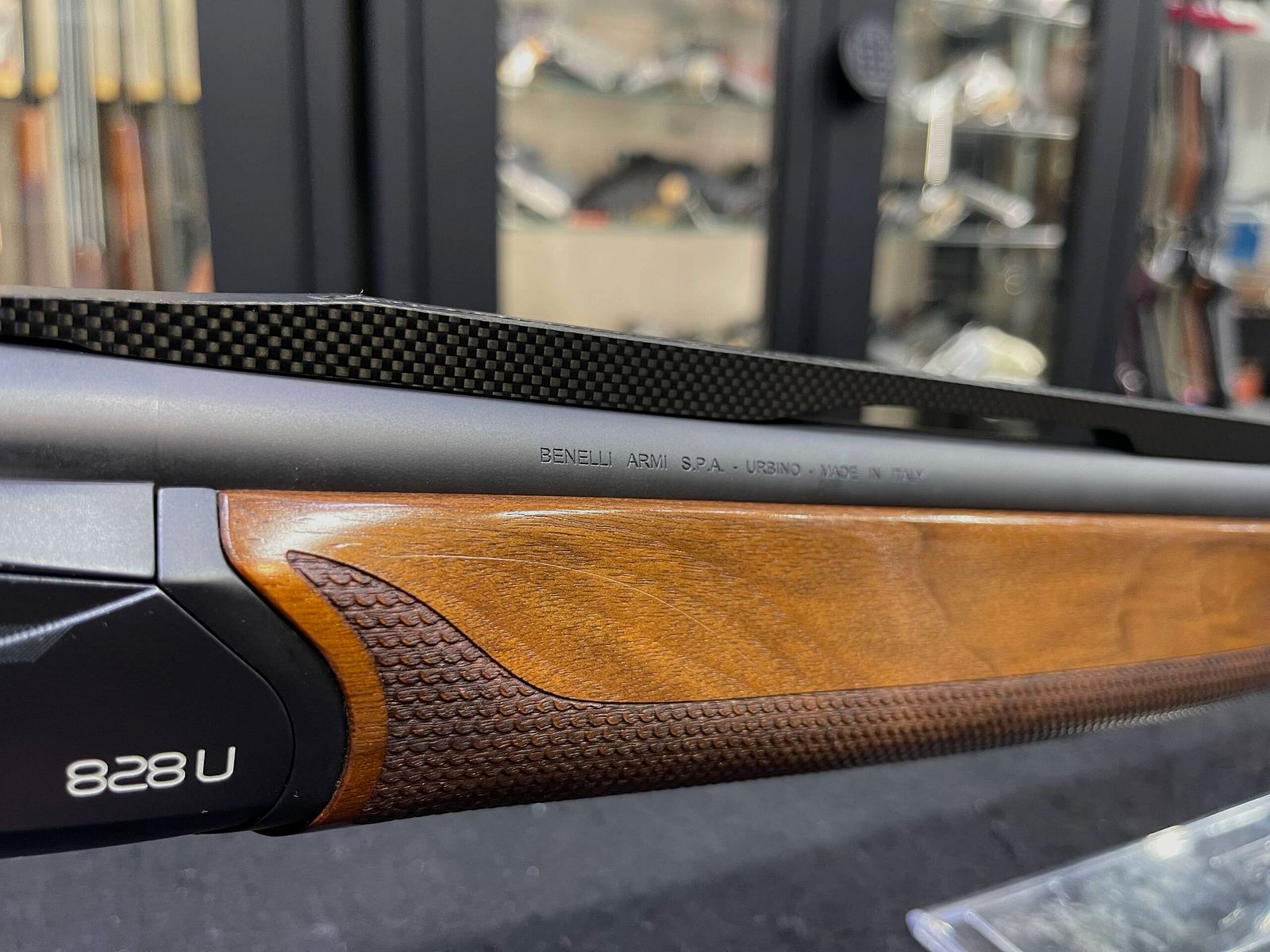 Benelli 828 U Sport, Bild 16 von 17