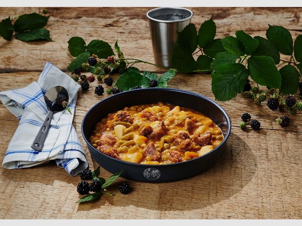 TREK'N EAT Beef Stew with Vegetables RTE 350g