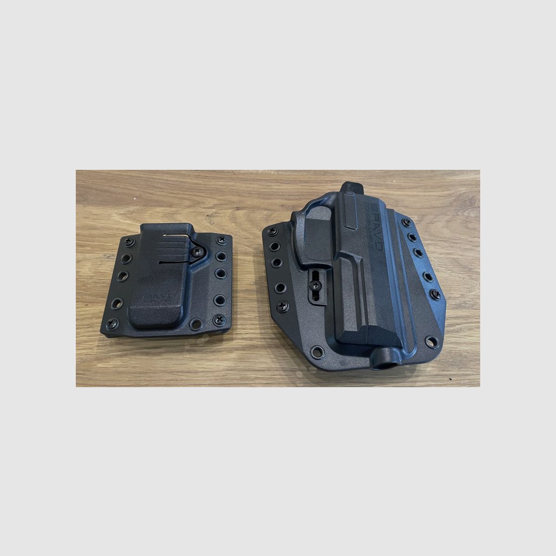 Bravo Concealment OWB Holster für Heckler & Koch SFP9 / SFP-9 / VP9 (rechts)