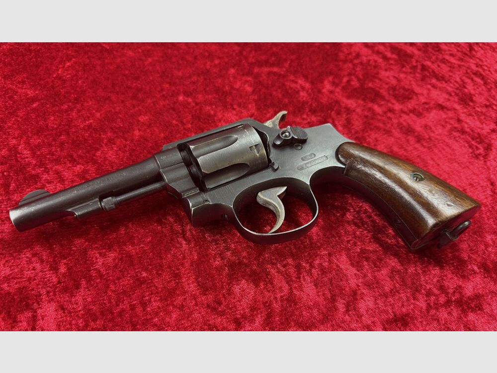 Smith & Wesson Victory