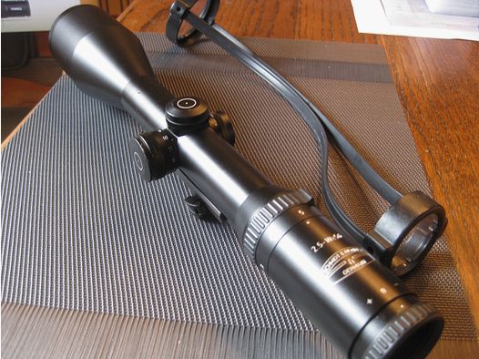 TOP KLASSIEKER! Schmidt&Bender 2,5-10x56 met Verlichte-Draad Kruis-1 evenals Rail en originele Blaser-Zadelmontage! GEEN ZEISS-SWAROVSKI-KAHLES-SAUER-MAUSER-LEICA!